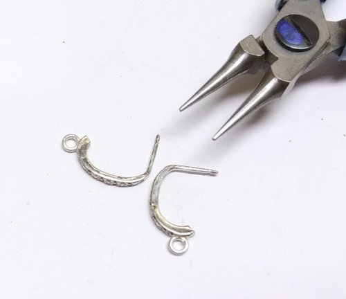 Judy Larson's Adjusting Purchased Ear Wires - , General Education, Butane Torch, Soldering, Solder, Use a round-nose pliers to press a groove around the wire